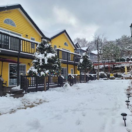 Honey Bear Pension Pyeongchang Exterior foto
