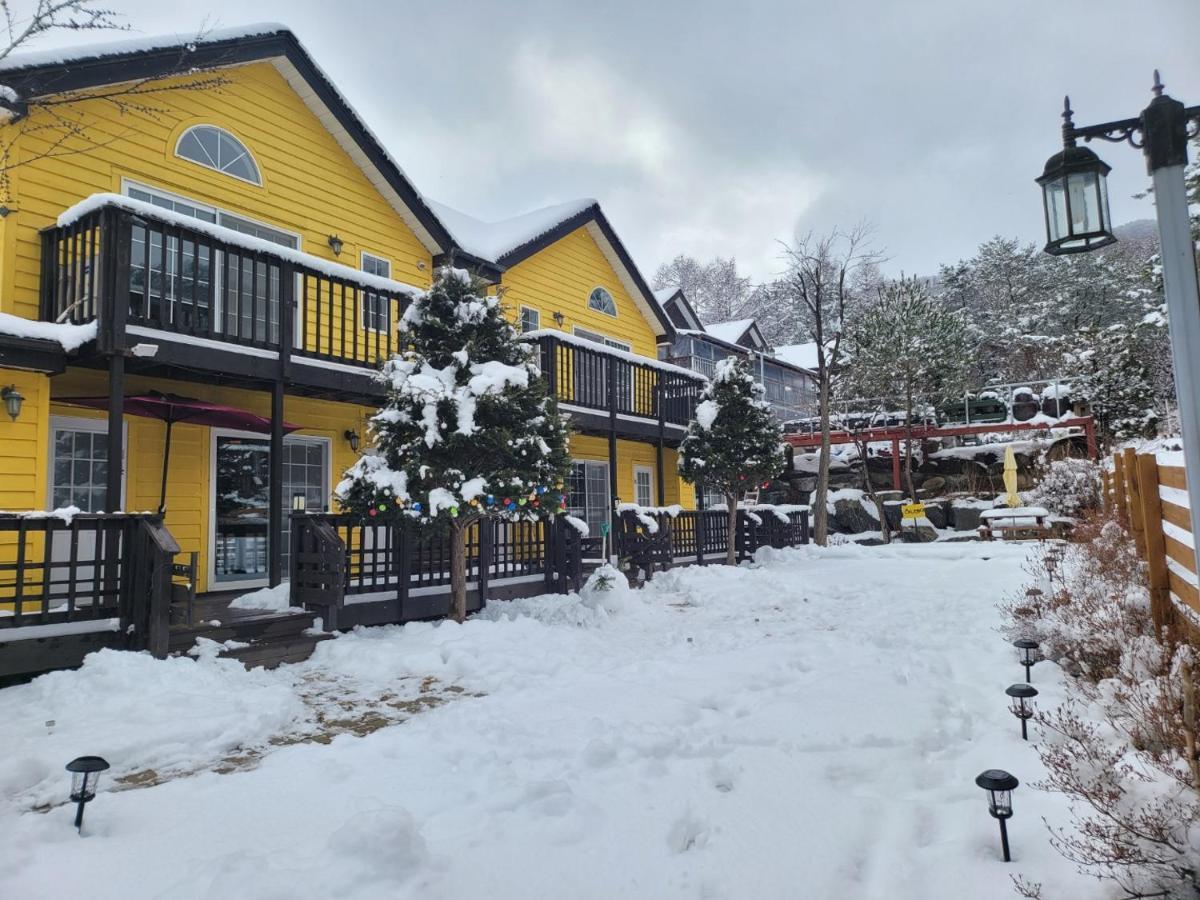 Honey Bear Pension Pyeongchang Exterior foto